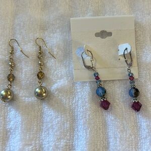 2 pair of earrings